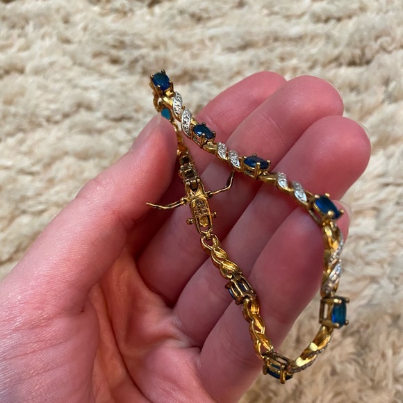 Gold & Sapphire Bracelet - Picture 4 of 5